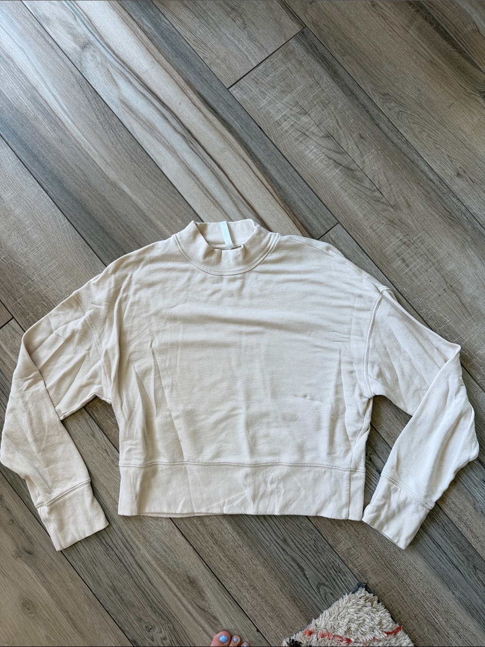 Fabletics Cream Mock Neck Cropped Sweatshirt